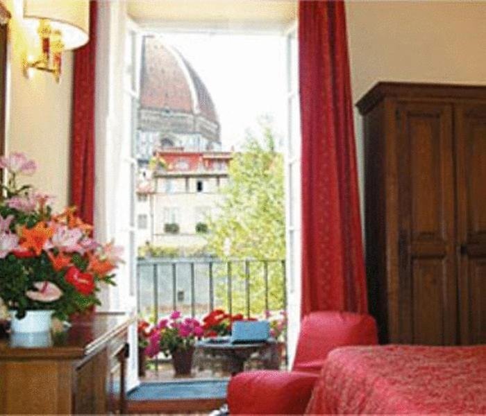 Hotel California Firenze Szoba fotó