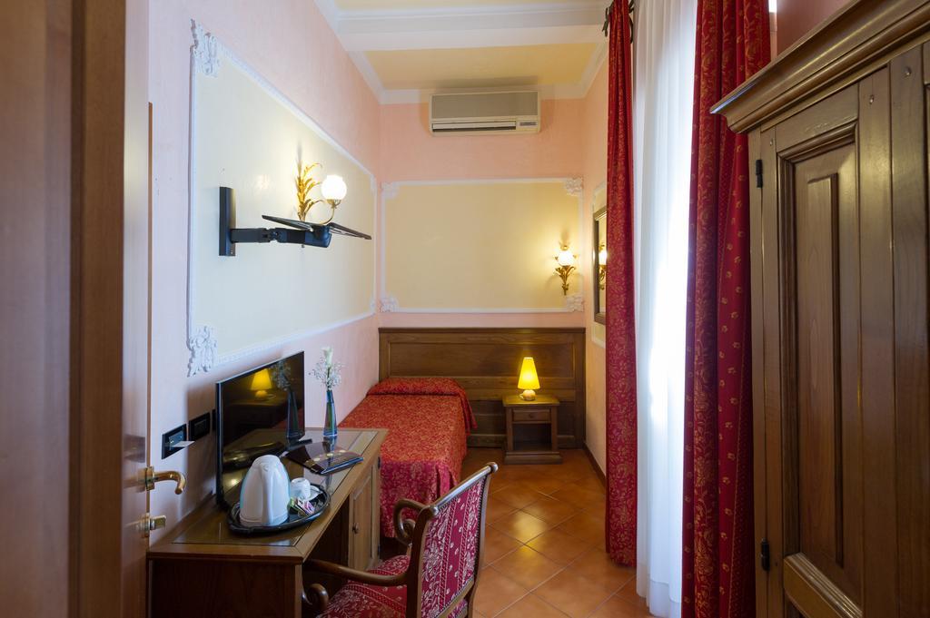 Hotel California Firenze Kültér fotó